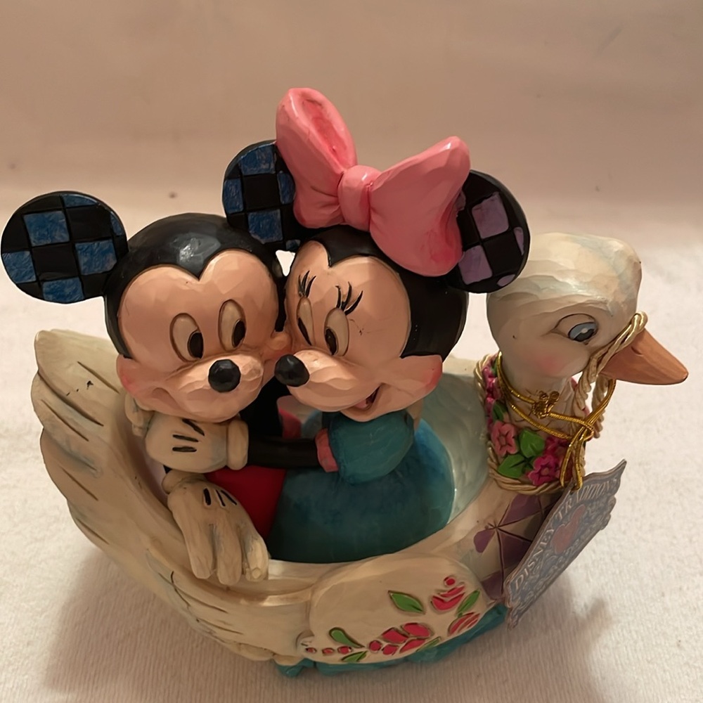 Jim Shore Disney Traditions Minnie and Mickie Mouse  Lovebirds Figurine - Picture 7 of 13